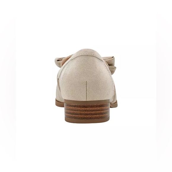 Bandolino
Women's Lindio Bow Detail Slip On Loafers size 7 - Picture 3 of 10